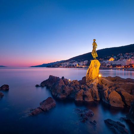 Opatija Pearl Apartment Bagian luar foto